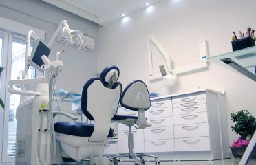 ΚΟΛΩΝΑ ΧΑΪΔΩ-ΒΑΣΙΛΙΚΗ