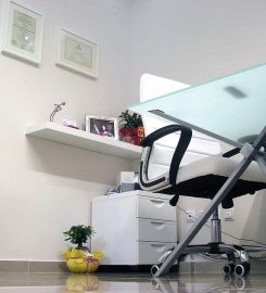 ΚΟΛΩΝΑ ΧΑΪΔΩ-ΒΑΣΙΛΙΚΗ