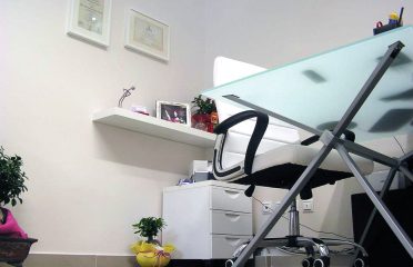 ΚΟΛΩΝΑ ΧΑΪΔΩ-ΒΑΣΙΛΙΚΗ